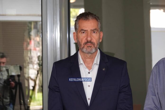 Μεγάλη δωρεά της Ιεράς Μονής Αγίου Γερασίμου στο Νοσοκομείο Κεφαλονιάς – Υπερσύγχρονο μηχάνημα αιμοκάθαρσης αξίας 14.450 ευρώ για τη Μονάδα Τεχνητού Νεφρού Μεγάλη δωρεά της Ιεράς Μονής Αγίου Γερασίμου στο Νοσοκομείο Κεφαλονιάς – Υπερσύγχρονο μηχάνημα αιμοκάθαρσης αξίας 14.450 ευρώ για τη Μονάδα Τεχνητού Νεφρού