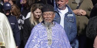 Ένας ιερέας από την Κίνα συμμετείχε στις εορταστικές θρησκευτικές τελετές της εορτής του πολιούχου της Κεφαλονιάς Αγίου Γερασίμου