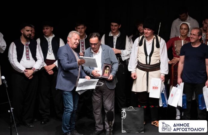 Η πολιτιστική παράδοση της Κεφαλονιάς και της Σερβίας συναντήθηκε στο Δημοτικό Θέατρο Αργοστολίου «Ο Κέφαλος» Η πολιτιστική παράδοση της Κεφαλονιάς και της Σερβίας συναντήθηκε στο Δημοτικό Θέατρο Αργοστολίου «Ο Κέφαλος»