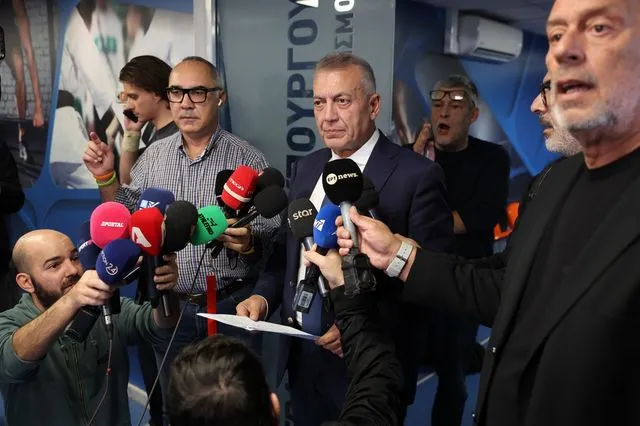 Εκλογές στην ΕΟΚ ζήτησε ο Γιάννης Βρούτσης Εκλογές στην ΕΟΚ ζήτησε ο Γιάννης Βρούτσης