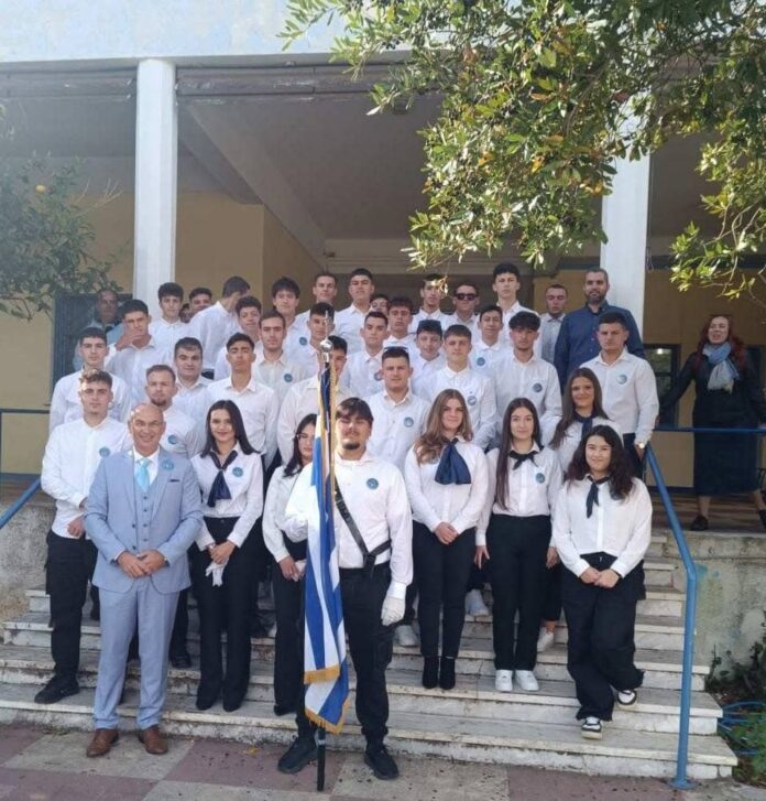 Με περηφάνια και συγκίνηση στην παρέλαση της 28ης Οκτωβρίου οι μαθητές του ΕΠΑΛ Ιθάκης Με περηφάνια και συγκίνηση στην παρέλαση της 28ης Οκτωβρίου οι μαθητές του ΕΠΑΛ Ιθάκης
